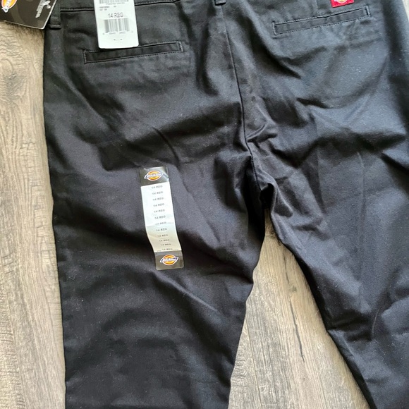 Dickies Flex Twill Pant Skinny Fit - Size 14 reg. - Picture 7 of 10